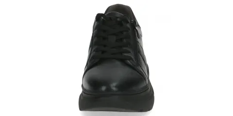 Кроссовки Caprice