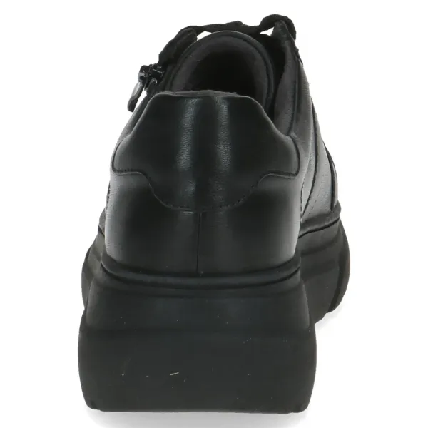 Кроссовки Caprice