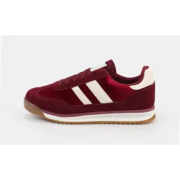 Кроссовки ABRICOT